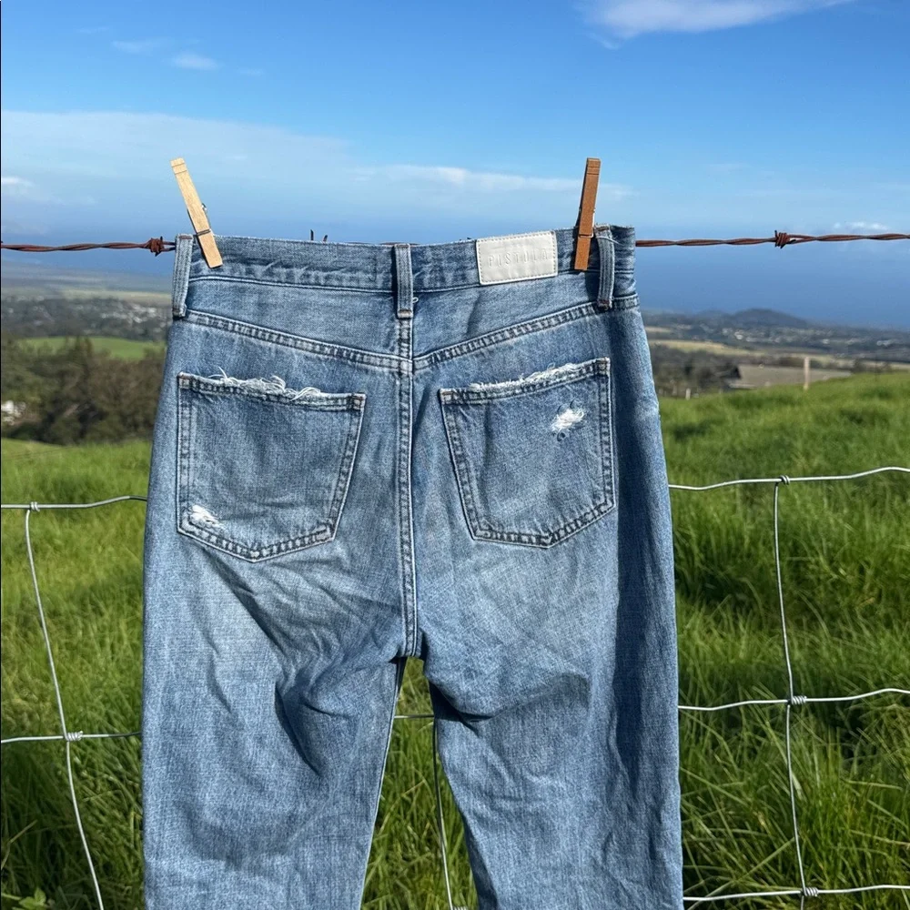 Pistola light wash distressed denim button fly Jeans 26 grunge Y2K